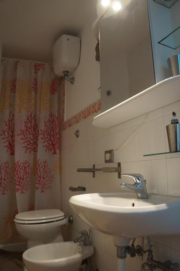 كاستيلاّماري دي ستا B&B Occhi Di Mare المظهر الخارجي الصورة